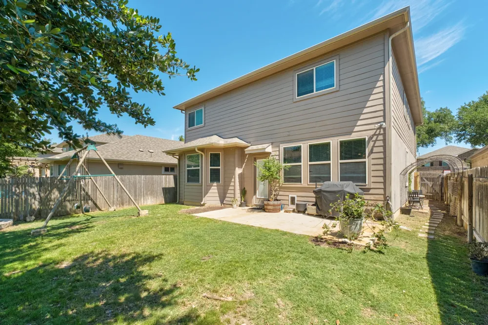 193 Camden Cove Buda, TX 78610