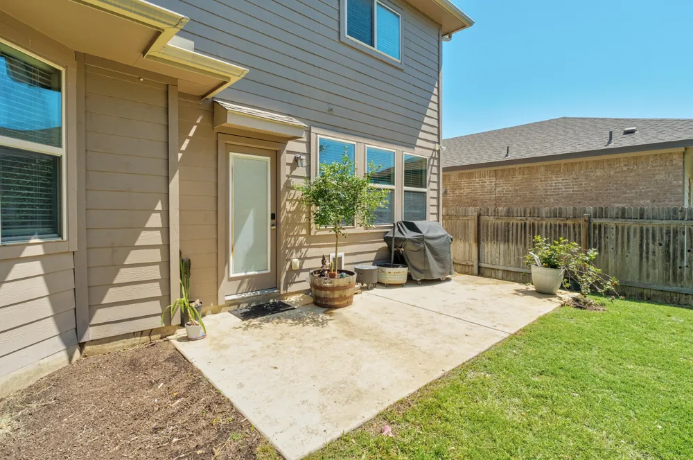 193 Camden Cove Buda, TX 78610