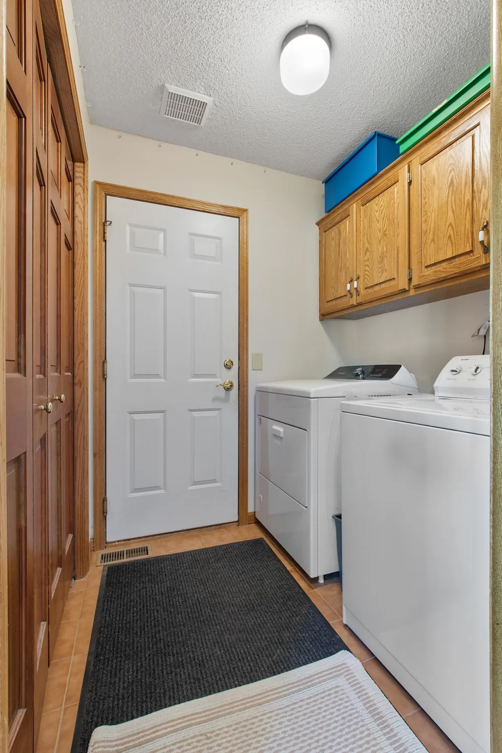 8978 Jewel Avenue S Cottage Grove, MN 55016