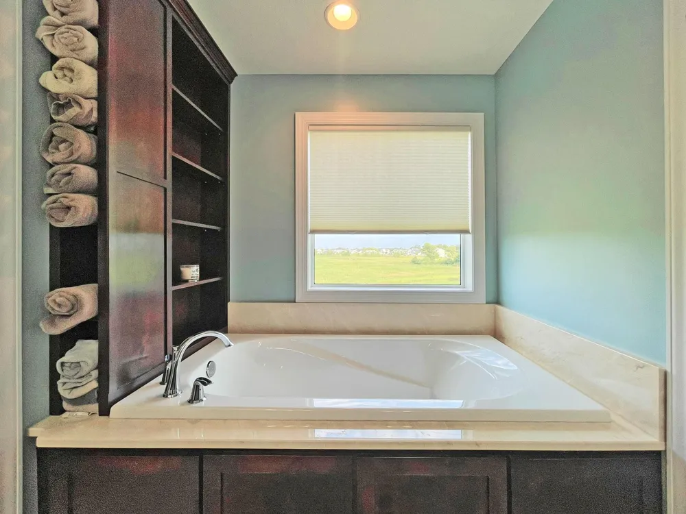 4796 Merganser Drive Minnetrista, MN 55375