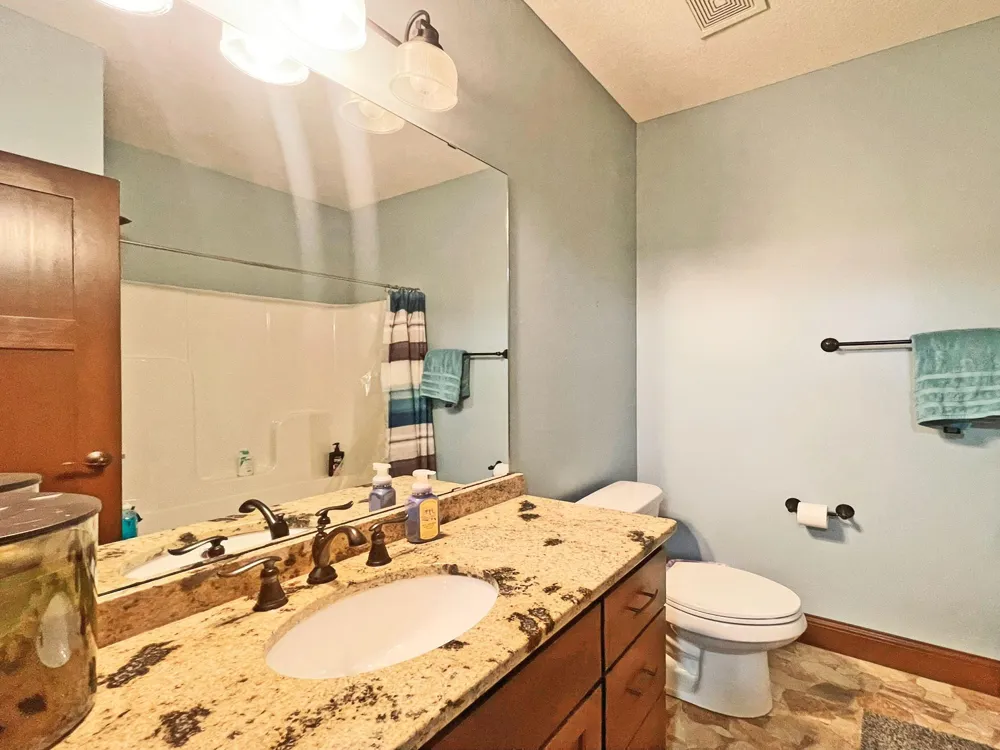 4796 Merganser Drive Minnetrista, MN 55375