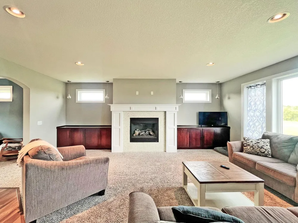 4796 Merganser Drive Minnetrista, MN 55375