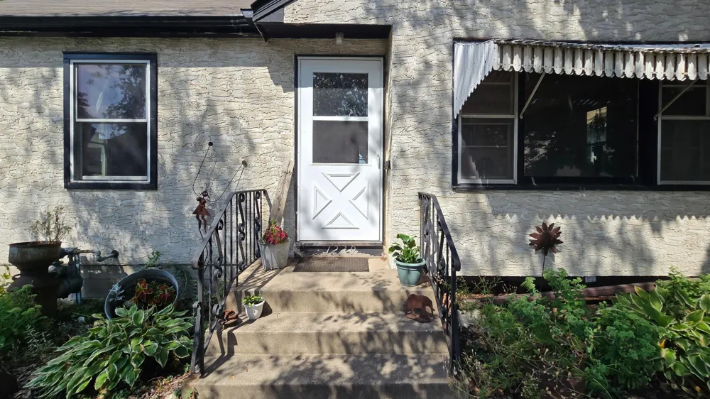 1229 7th Street E Saint Paul, MN 55106