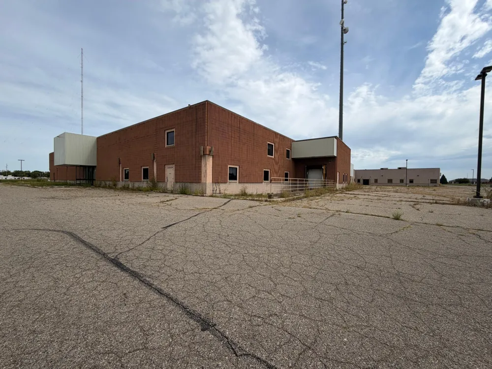 1420 College Marshall, MN 56258