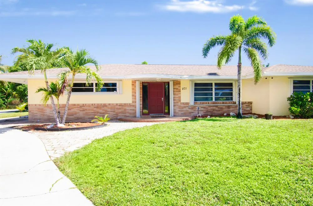 891 LYNDON DRIVE Lantana, FL 33462