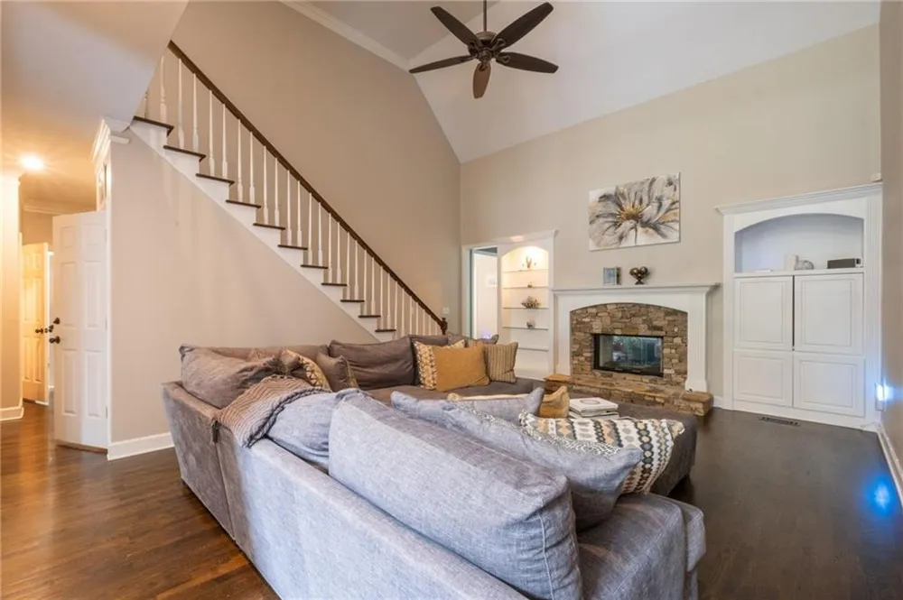 4850 Haydens Walk Drive Johns Creek, GA 30022