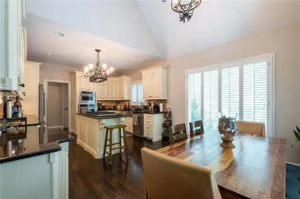 4850 Haydens Walk Drive Johns Creek, GA 30022