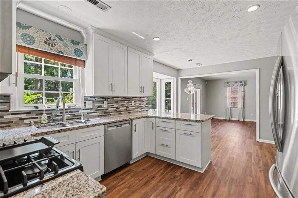 111 Edgewater Way Peachtree City, GA 30269