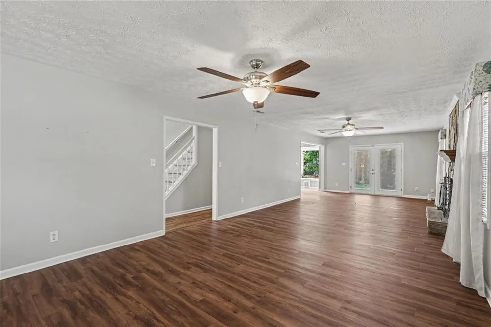 111 Edgewater Way Peachtree City, GA 30269