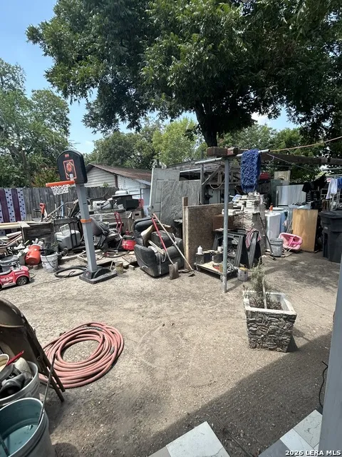 1433 Somerset Rd San Antonio, TX 78211