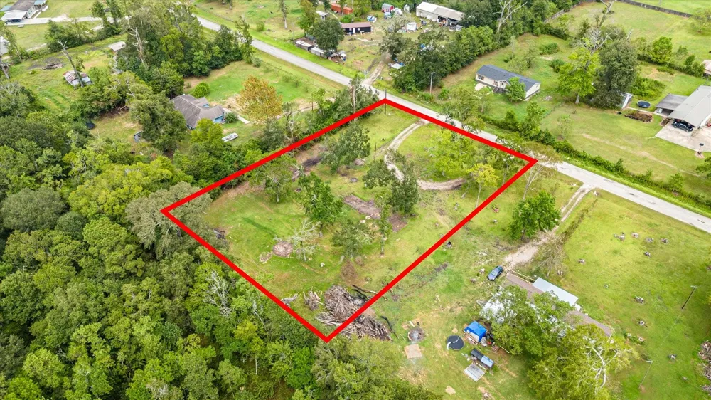 487 County Road 6478 Dayton, TX 77535