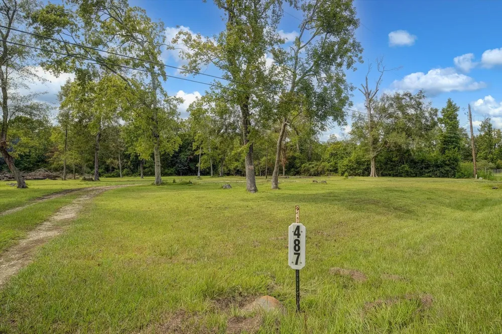 487 County Road 6478 Dayton, TX 77535