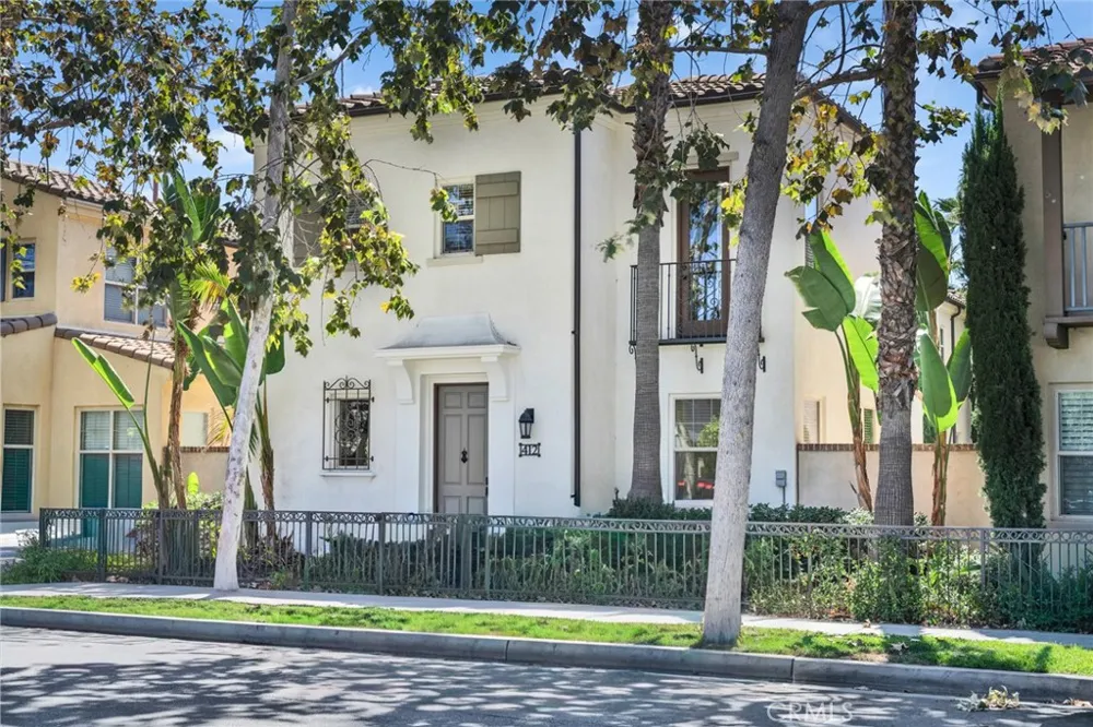 412 E Santa Ana Anaheim, CA 92805