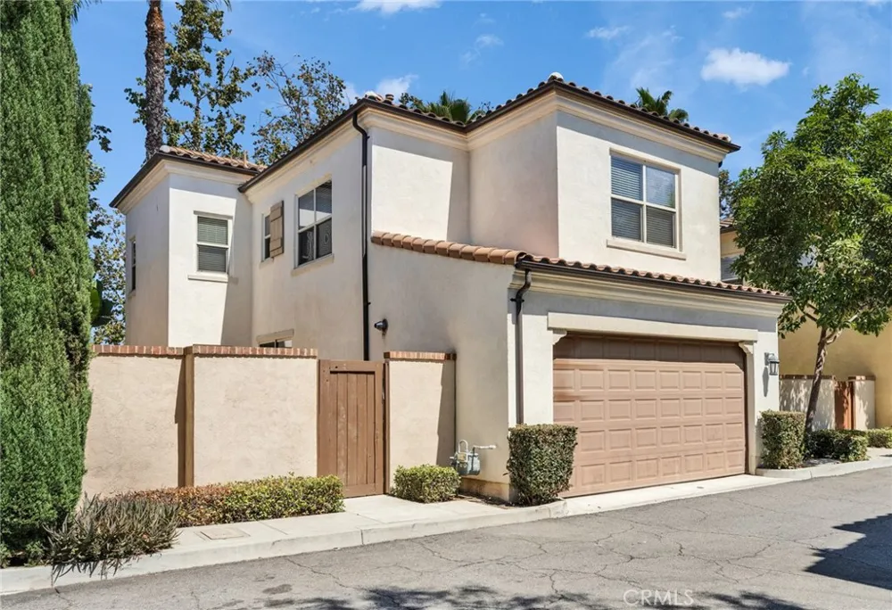 412 E Santa Ana Anaheim, CA 92805