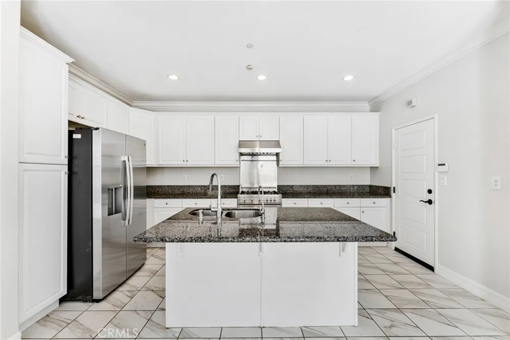 412 E Santa Ana Anaheim, CA 92805