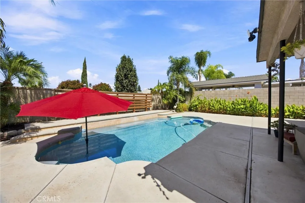 15954 Screaming Eagle Bakersfield, CA 93314