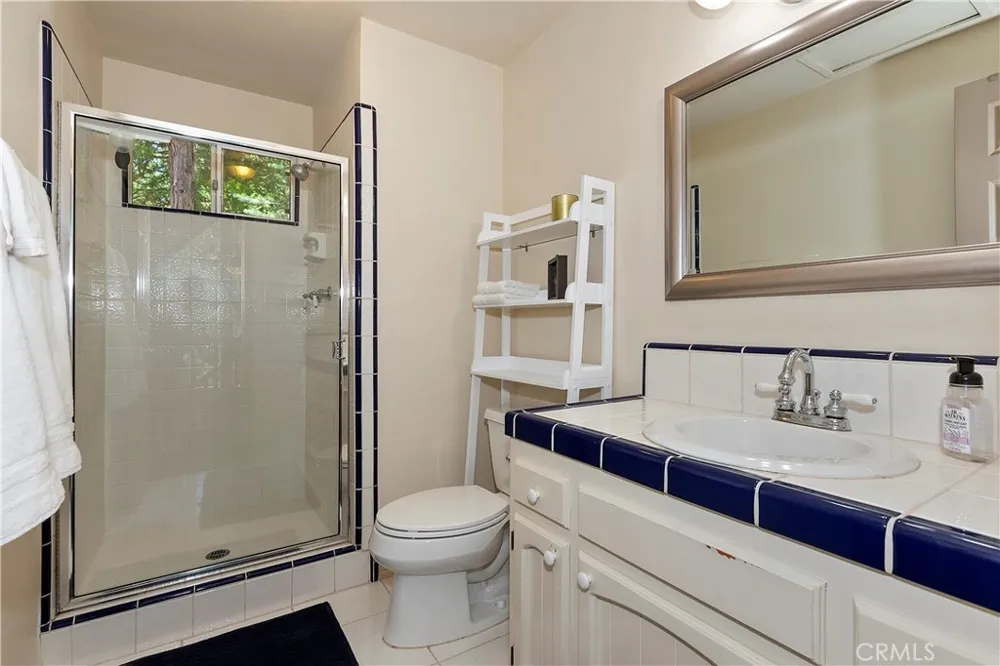 27230 Peninsula Lake Arrowhead, CA 92352