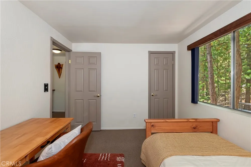 27230 Peninsula Lake Arrowhead, CA 92352