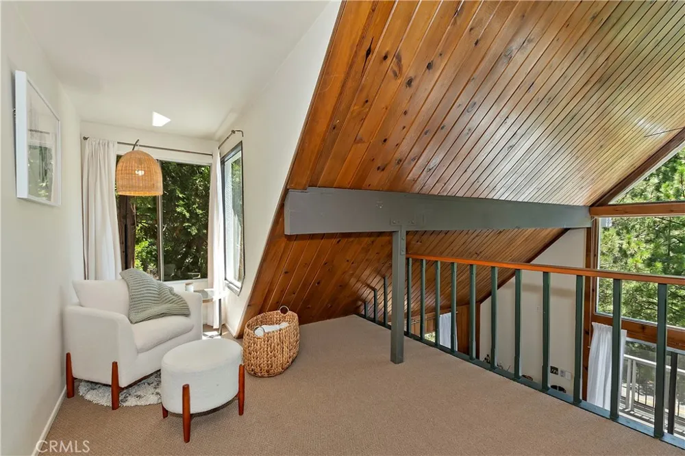27230 Peninsula Lake Arrowhead, CA 92352