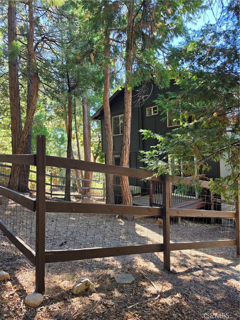 27230 Peninsula Lake Arrowhead, CA 92352