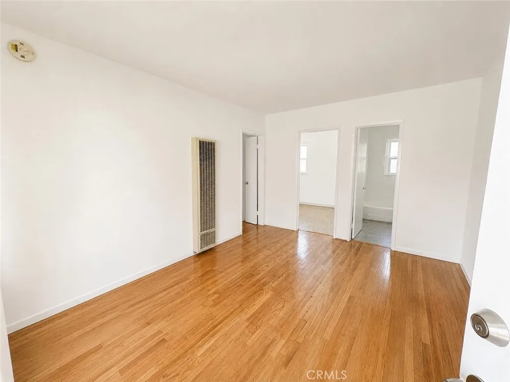 1716 7th Avenue Los Angeles, CA 90019