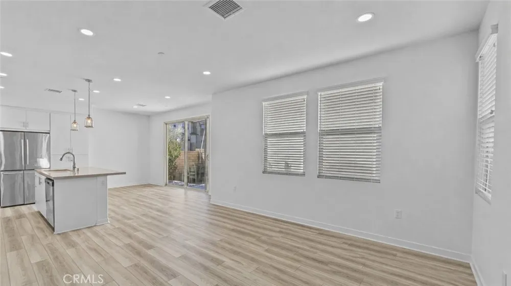 16282 Meadowhouse Avenue Chino, CA 91708