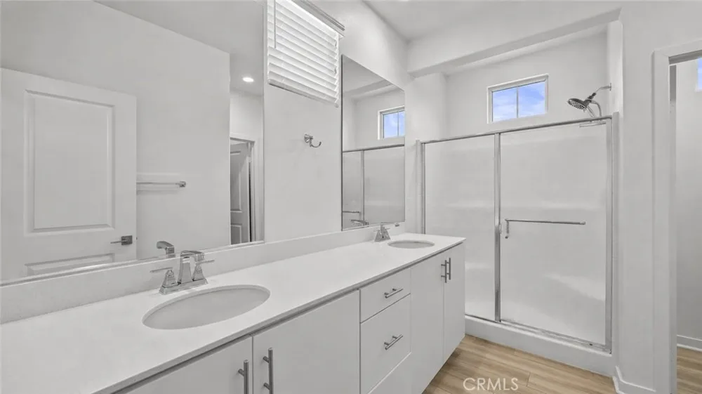 16282 Meadowhouse Avenue Chino, CA 91708
