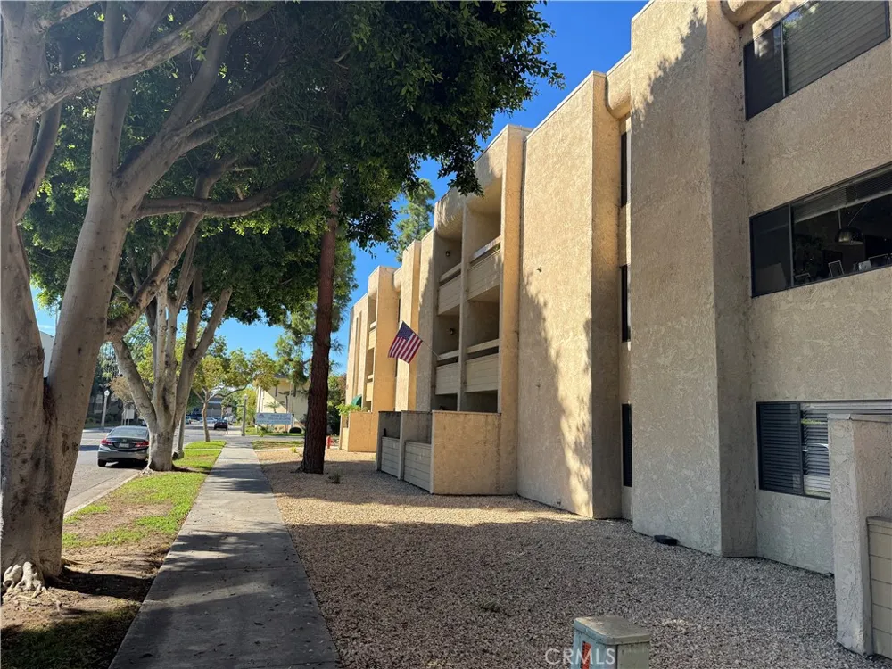 301 Ford Avenue #109 Fullerton, CA 92832