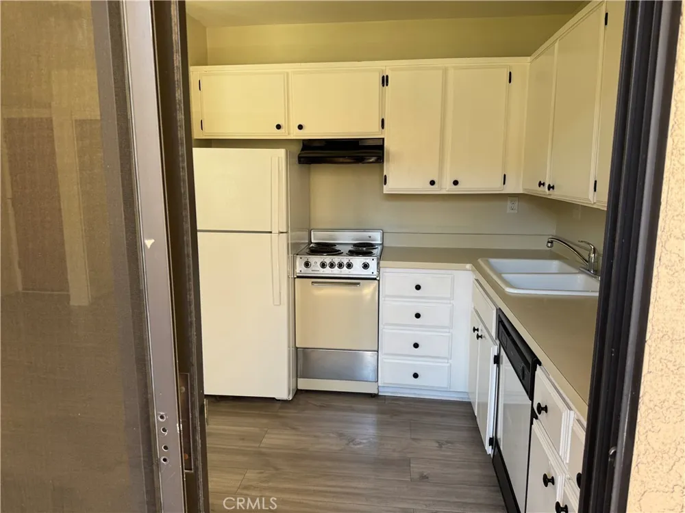 301 Ford Avenue #109 Fullerton, CA 92832