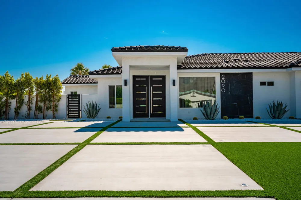 2090 W Nicola Road Palm Springs, CA 92262