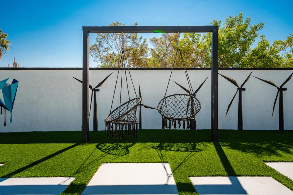 2090 W Nicola Road Palm Springs, CA 92262