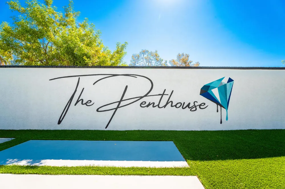 2090 W Nicola Road Palm Springs, CA 92262
