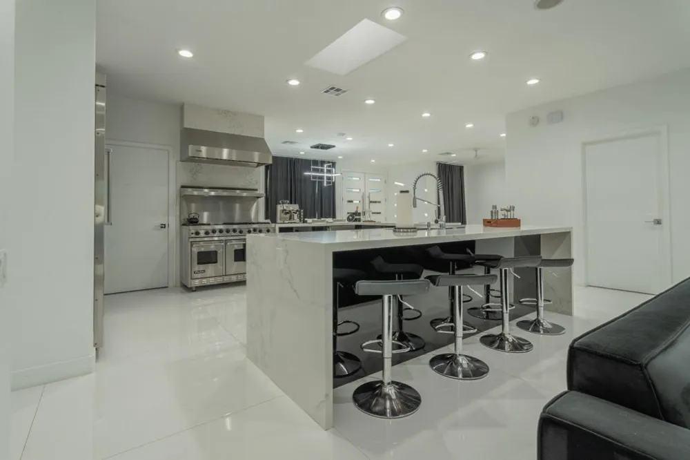 2090 W Nicola Road Palm Springs, CA 92262
