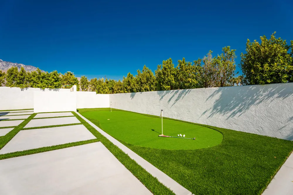 2090 W Nicola Road Palm Springs, CA 92262