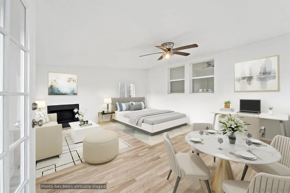 4220 E Overlook Dr San Diego, CA 92115