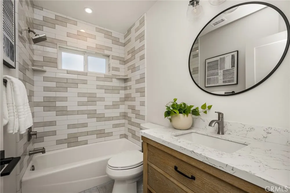1209 E Walnut Orange, CA 92867