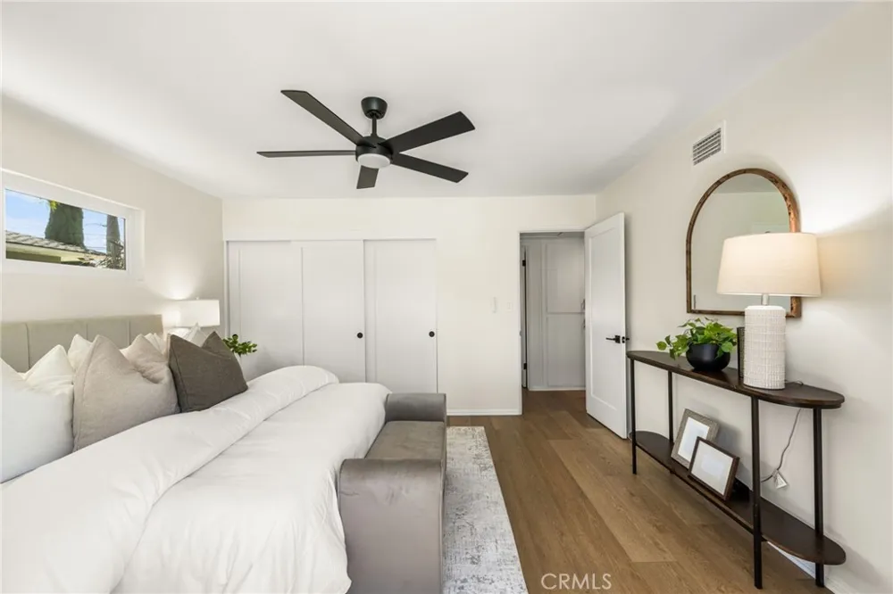 1209 E Walnut Orange, CA 92867