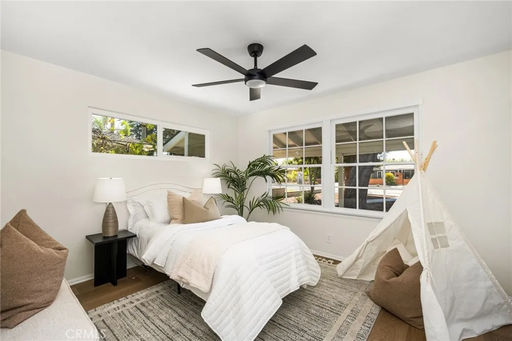 1209 E Walnut Orange, CA 92867