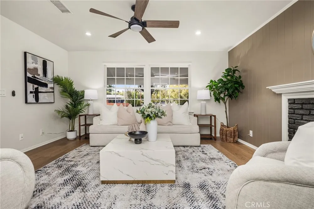 1209 E Walnut Orange, CA 92867