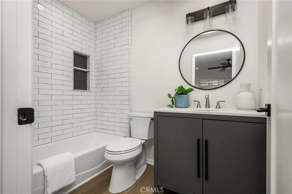 1209 E Walnut Orange, CA 92867