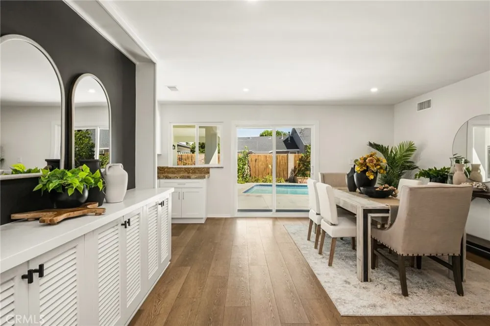 1209 E Walnut Orange, CA 92867