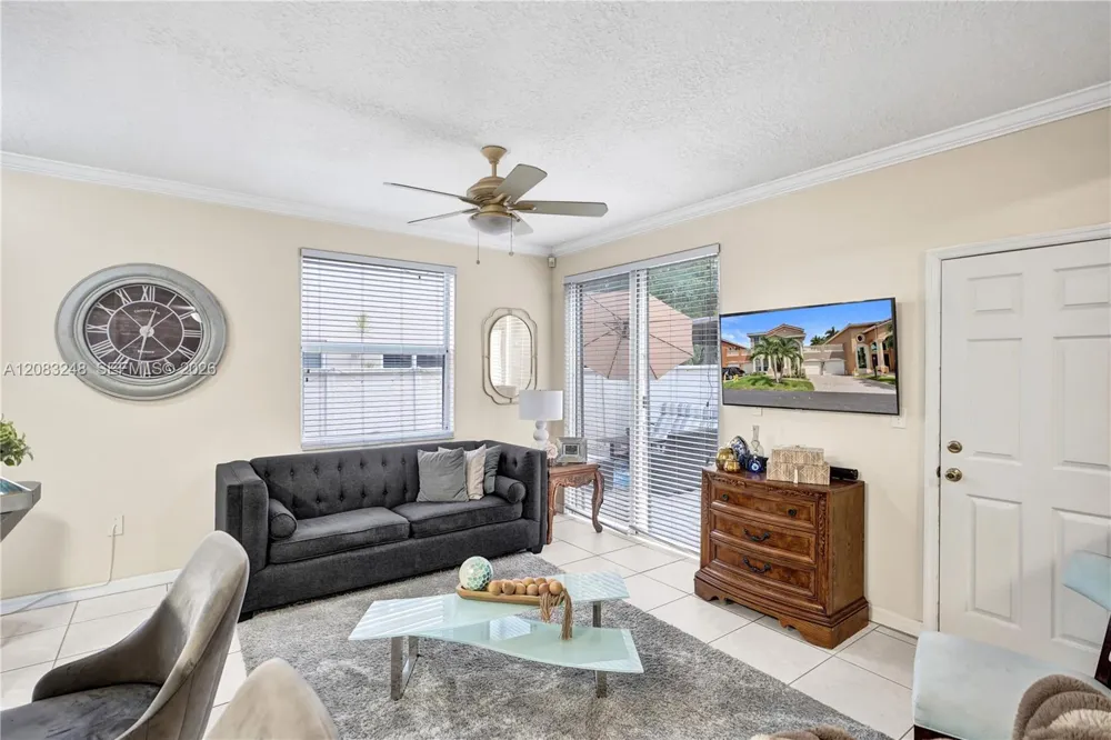 10809 NW 51st Trail Doral, FL 33178