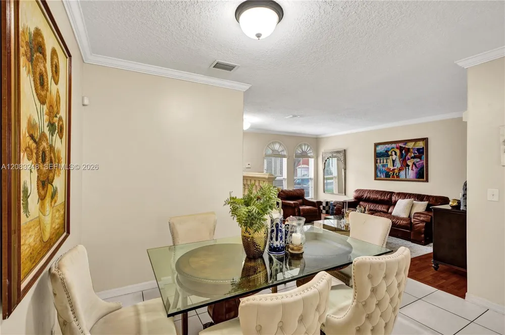 10809 NW 51st Trail Doral, FL 33178