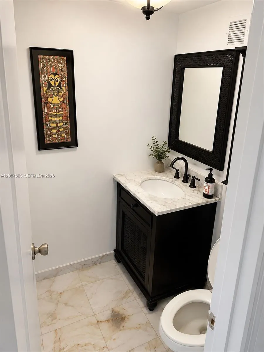 1200 West Ave #1206 Miami Beach, FL 33139