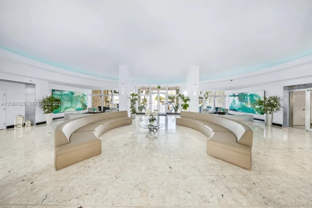 1200 West Ave #1206 Miami Beach, FL 33139