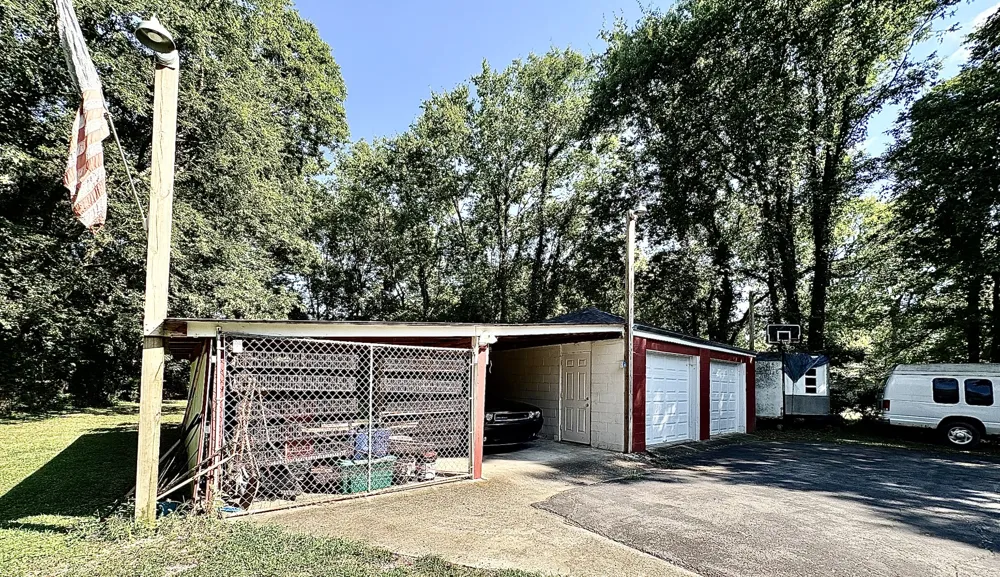 456 Ewing Ln Nashville, TN 37207