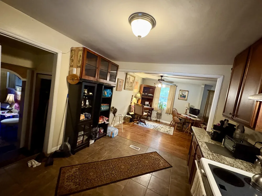 456 Ewing Ln Nashville, TN 37207