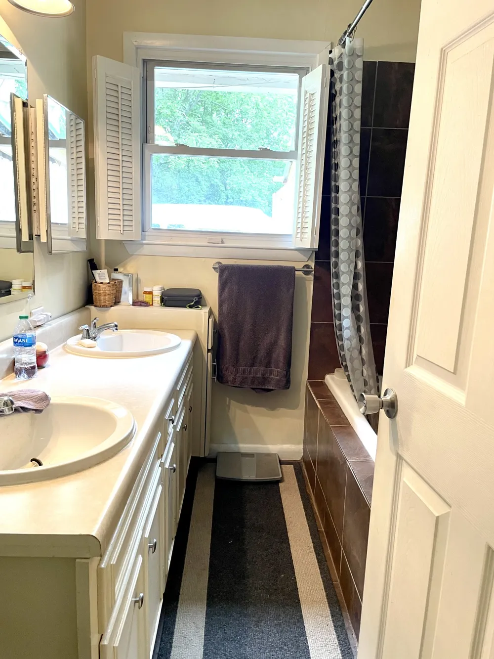 456 Ewing Ln Nashville, TN 37207