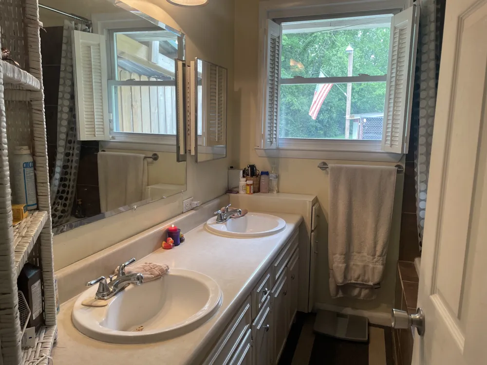 456 Ewing Ln Nashville, TN 37207