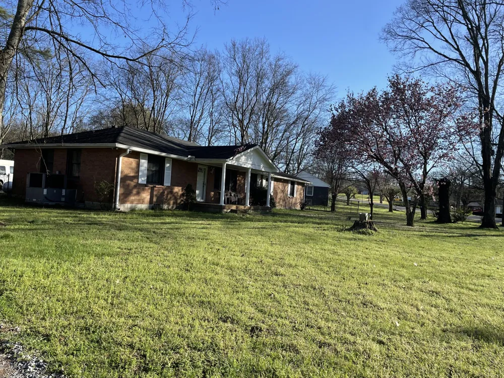 456 Ewing Ln Nashville, TN 37207